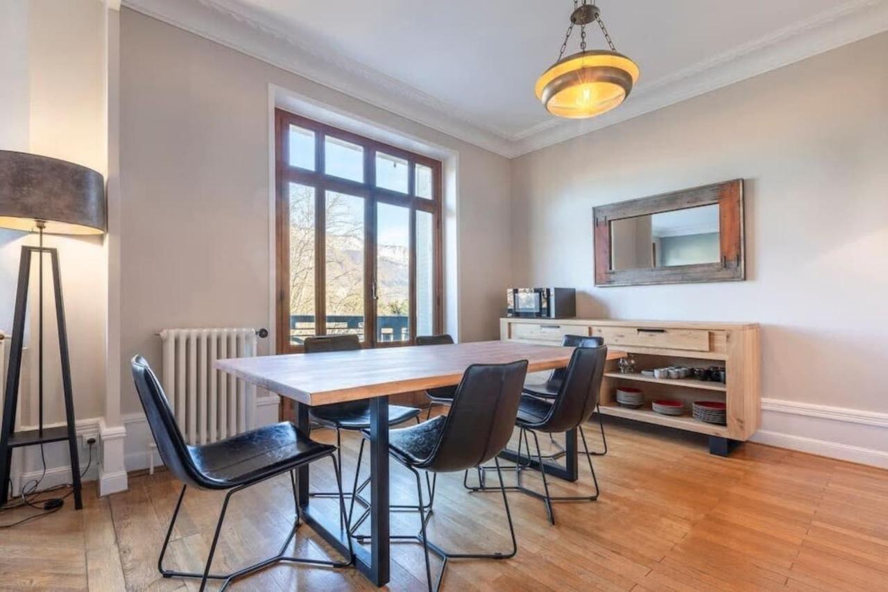 The Red Heart Of Annecy - Beautiful Apartment For 4 People Exteriör bild
