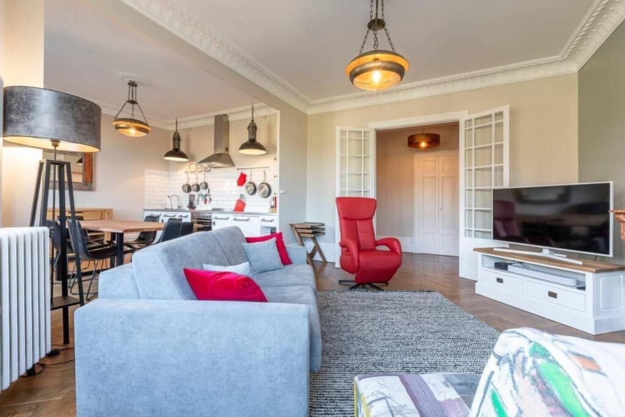 The Red Heart Of Annecy - Beautiful Apartment For 4 People Exteriör bild