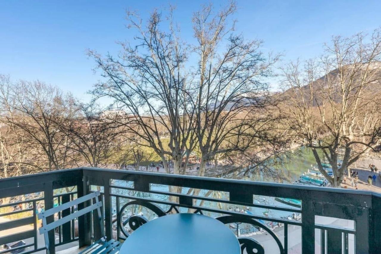 The Red Heart Of Annecy - Beautiful Apartment For 4 People Exteriör bild