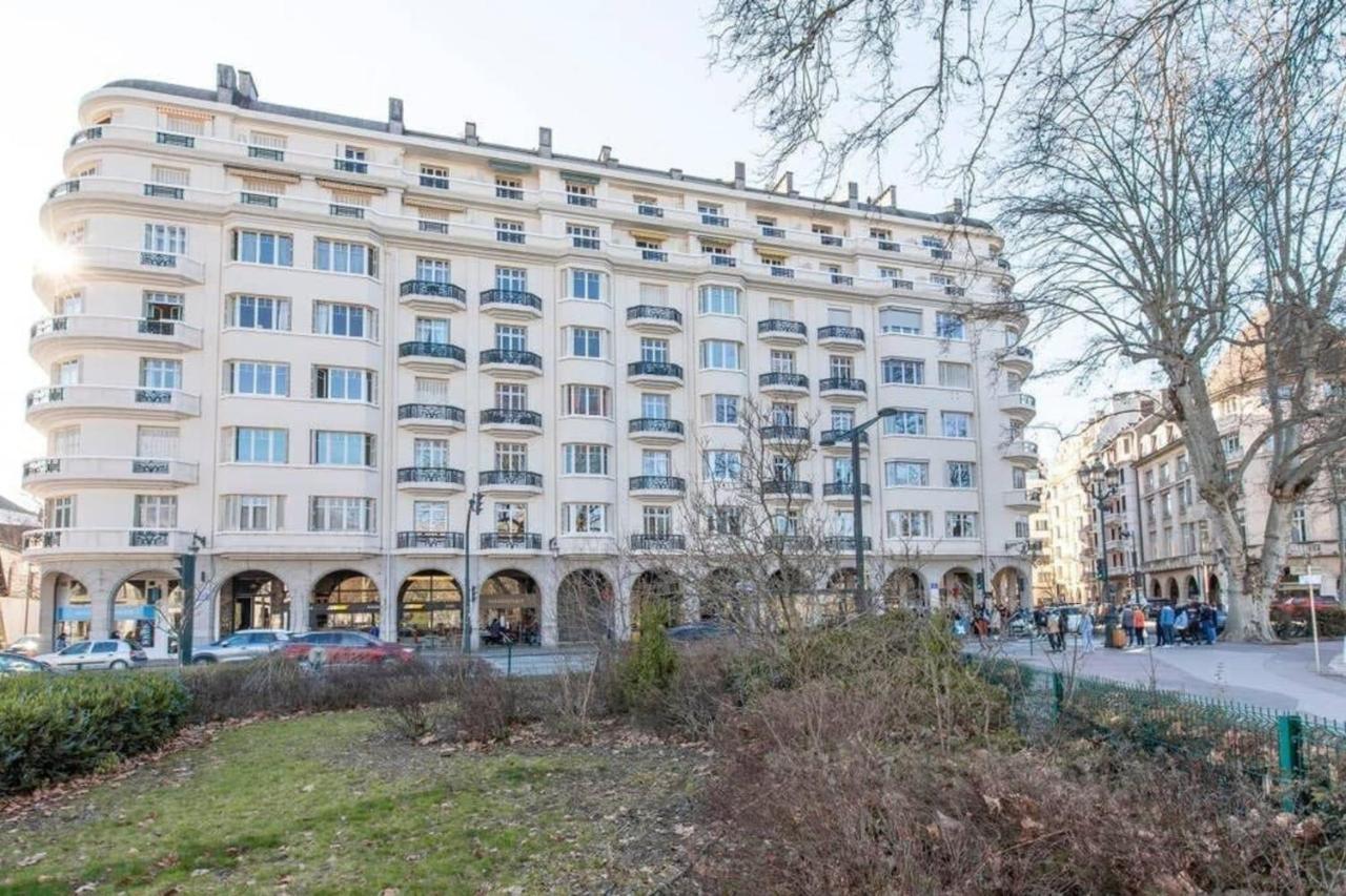 The Red Heart Of Annecy - Beautiful Apartment For 4 People Exteriör bild