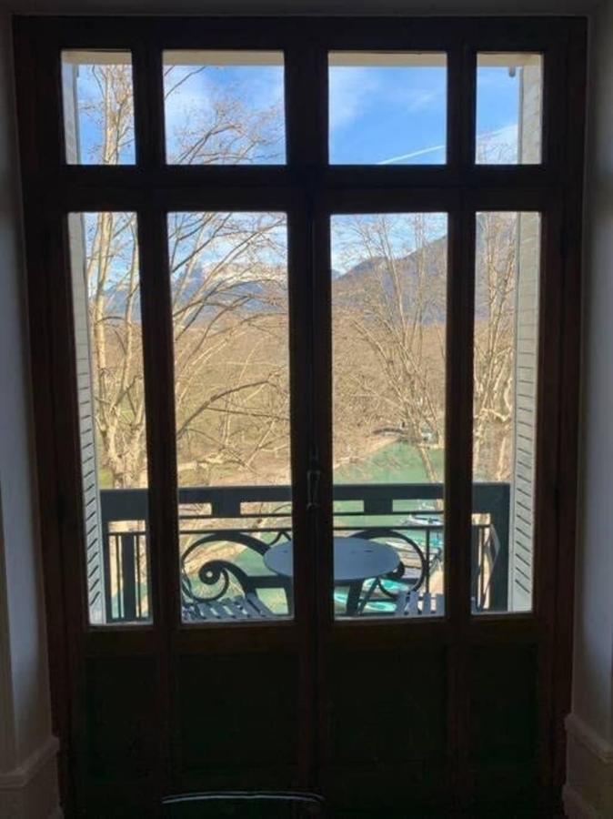 The Red Heart Of Annecy - Beautiful Apartment For 4 People Exteriör bild